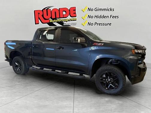 Gray 2021 Chevrolet Silverado 1500 LT Trail Boss