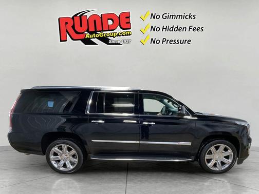 2017 Cadillac Escalade ESV Luxury