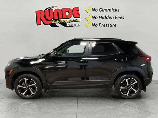 Black 2023 Chevrolet Trailblazer RS