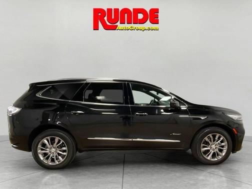 2022 Buick Enclave Avenir