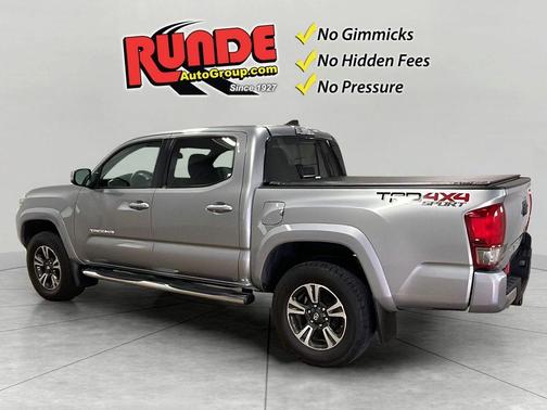 2017 Toyota Tacoma 
