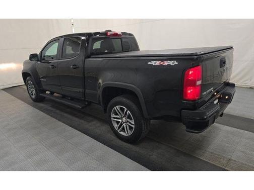 Black 2022 Chevrolet Colorado LT