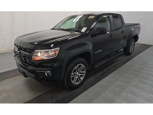Black 2022 Chevrolet Colorado LT