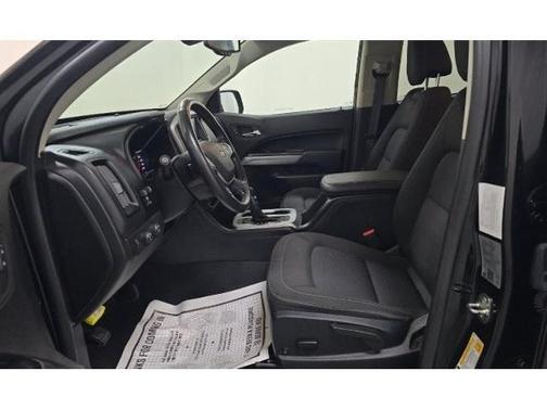 Black 2022 Chevrolet Colorado LT