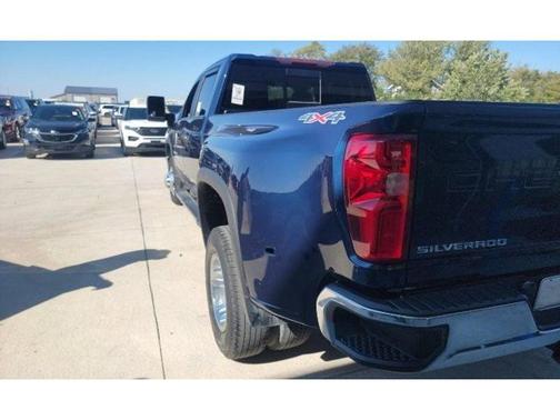 2022 Chevrolet Silverado 3500 LT