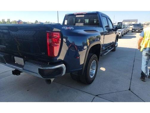 2022 Chevrolet Silverado 3500 LT