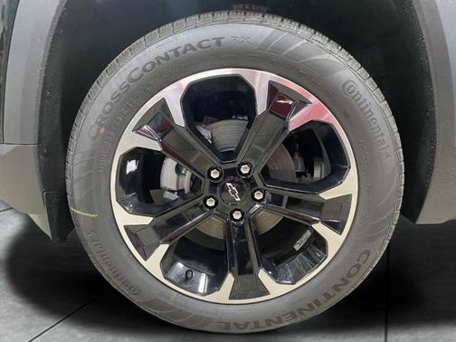 Mosaic Black Metallic 2026 Chevrolet Equinox LT