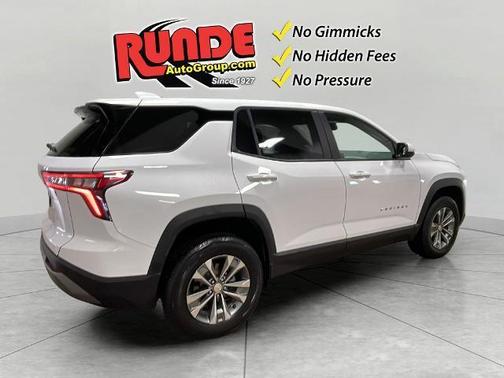 White 2025 Chevrolet Equinox LT