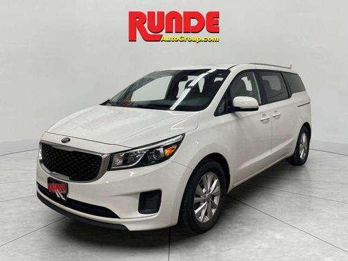 2016 Kia Sedona LX