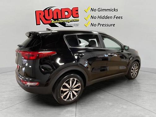 Black 2017 Kia Sportage EX