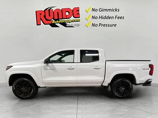 White 2026 Chevrolet Colorado LT