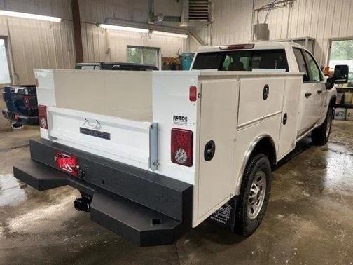 2025 Chevrolet Silverado 3500 WT