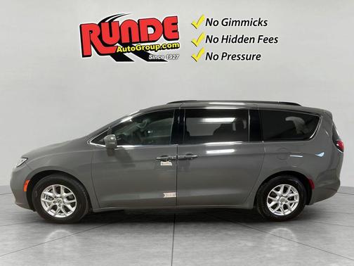 2022 Chrysler Pacifica Touring-L