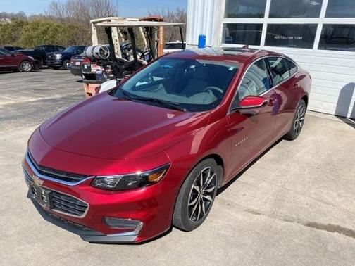 Red 2018 Chevrolet Malibu LT
