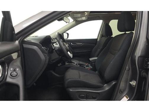 Gray 2019 Nissan Rogue SV