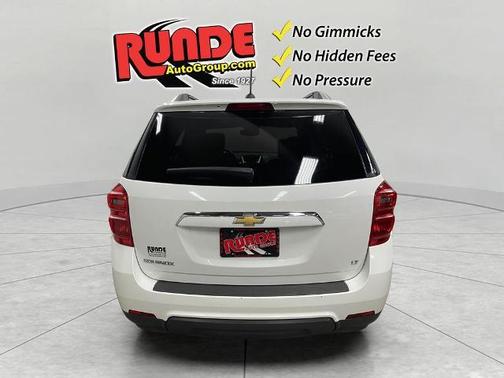White 2017 Chevrolet Equinox LT