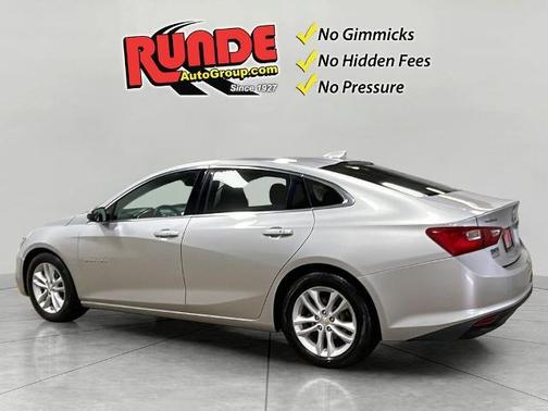 Silver 2017 Chevrolet Malibu 1LT