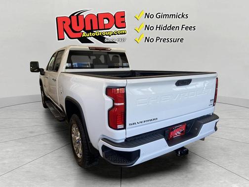 Summit White 2026 Chevrolet Silverado 2500 LTZ