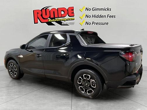 Black 2023 Hyundai SANTA CRUZ 2.5T SEL Premium