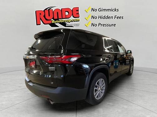 Black 2023 Chevrolet Traverse LT Leather
