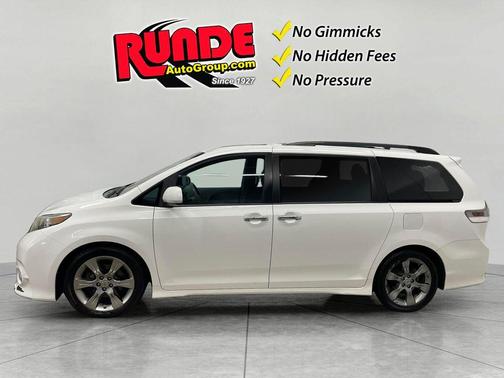 2014 Toyota Sienna SE