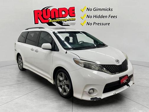2014 Toyota Sienna SE