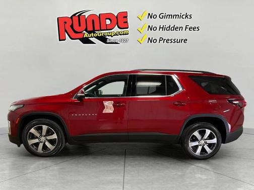 2023 Chevrolet Traverse LT Leather
