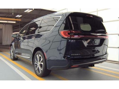 2022 Chrysler Pacifica Pinnacle