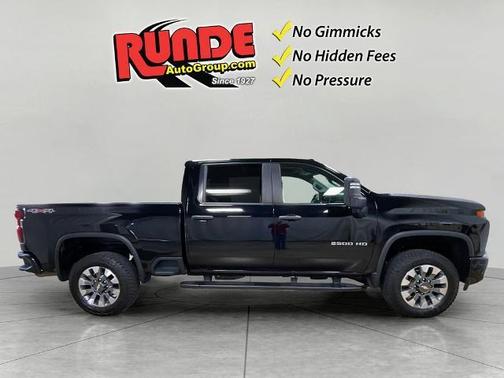 2022 Chevrolet Silverado 2500 Custom