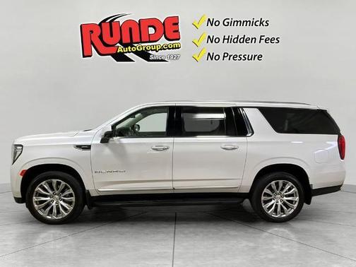 White 2022 GMC Yukon XL Denali