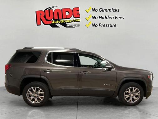 2020 GMC Acadia SLT