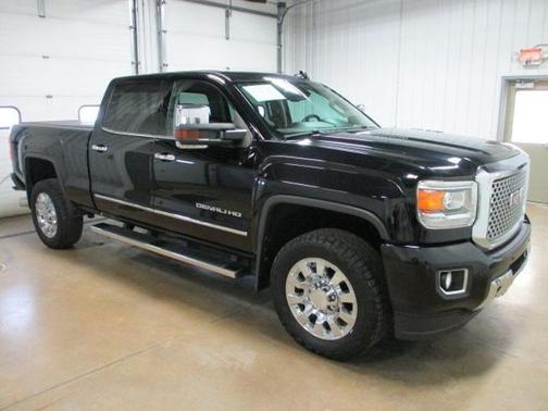 2015 GMC Sierra 2500 Denali