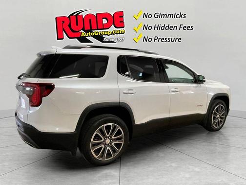 2020 GMC Acadia AT4