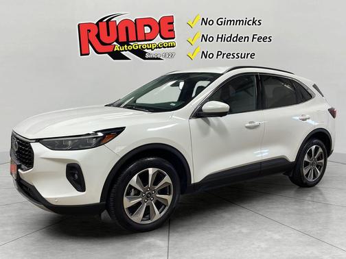 White 2024 Ford Escape Platinum