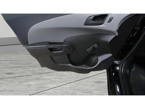 2017 Chevrolet Sonic LS