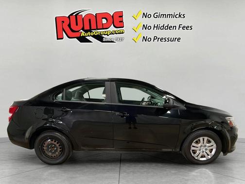 2017 Chevrolet Sonic LS