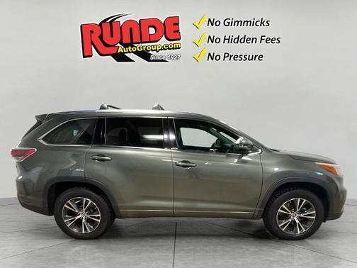 2016 Toyota Highlander 