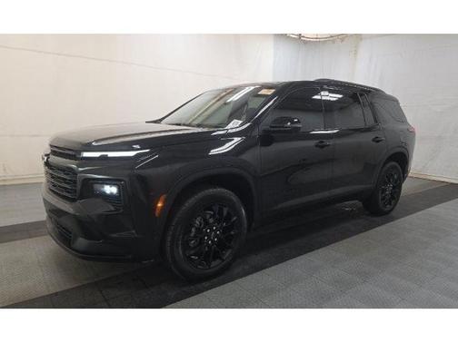 Black 2025 Chevrolet Traverse LT