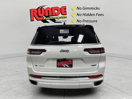 White 2022 Jeep Grand Cherokee L Summit