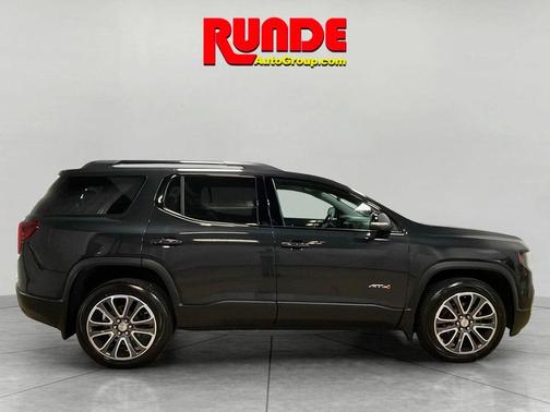 2020 GMC Acadia AT4