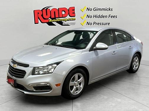 Silver 2015 Chevrolet Cruze 1LT
