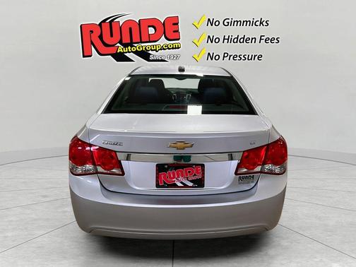 Silver 2015 Chevrolet Cruze 1LT