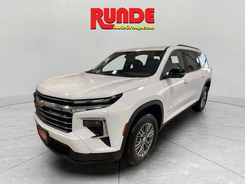 2025 Chevrolet Traverse LT