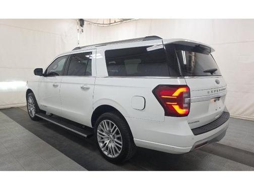 White 2024 Ford Expedition Max Platinum