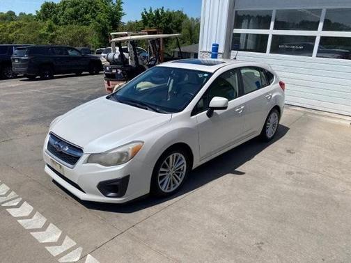 White 2012 Subaru Impreza 2.0i Premium