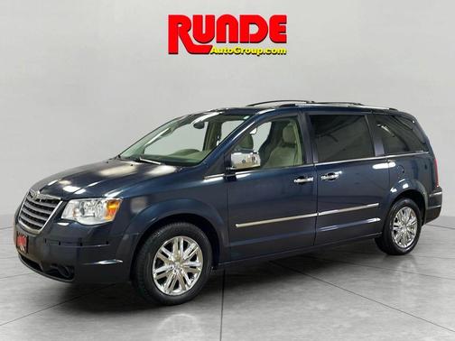 2008 Chrysler Town & Country Limited