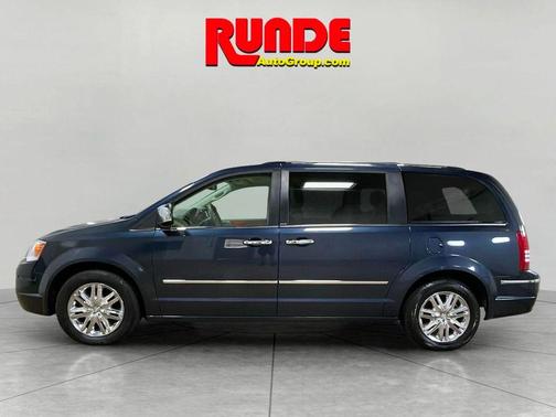 2008 Chrysler Town & Country Limited