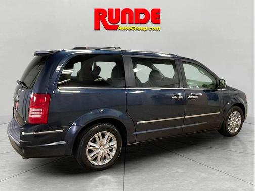 2008 Chrysler Town & Country Limited