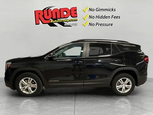 Black 2022 GMC Terrain SLE