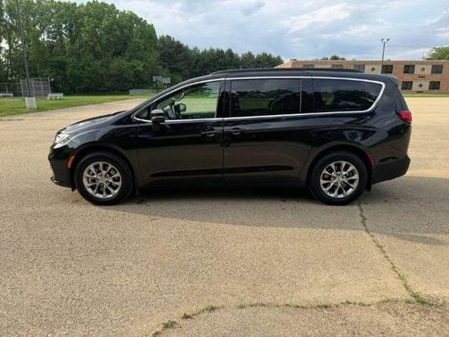 Black 2023 Chrysler Pacifica Touring-L